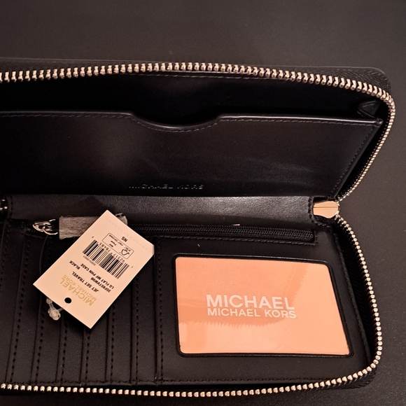 Michael Kors Jet Set Large Signature Logo Smatphone Wallet NWT - Picture 4 of 6